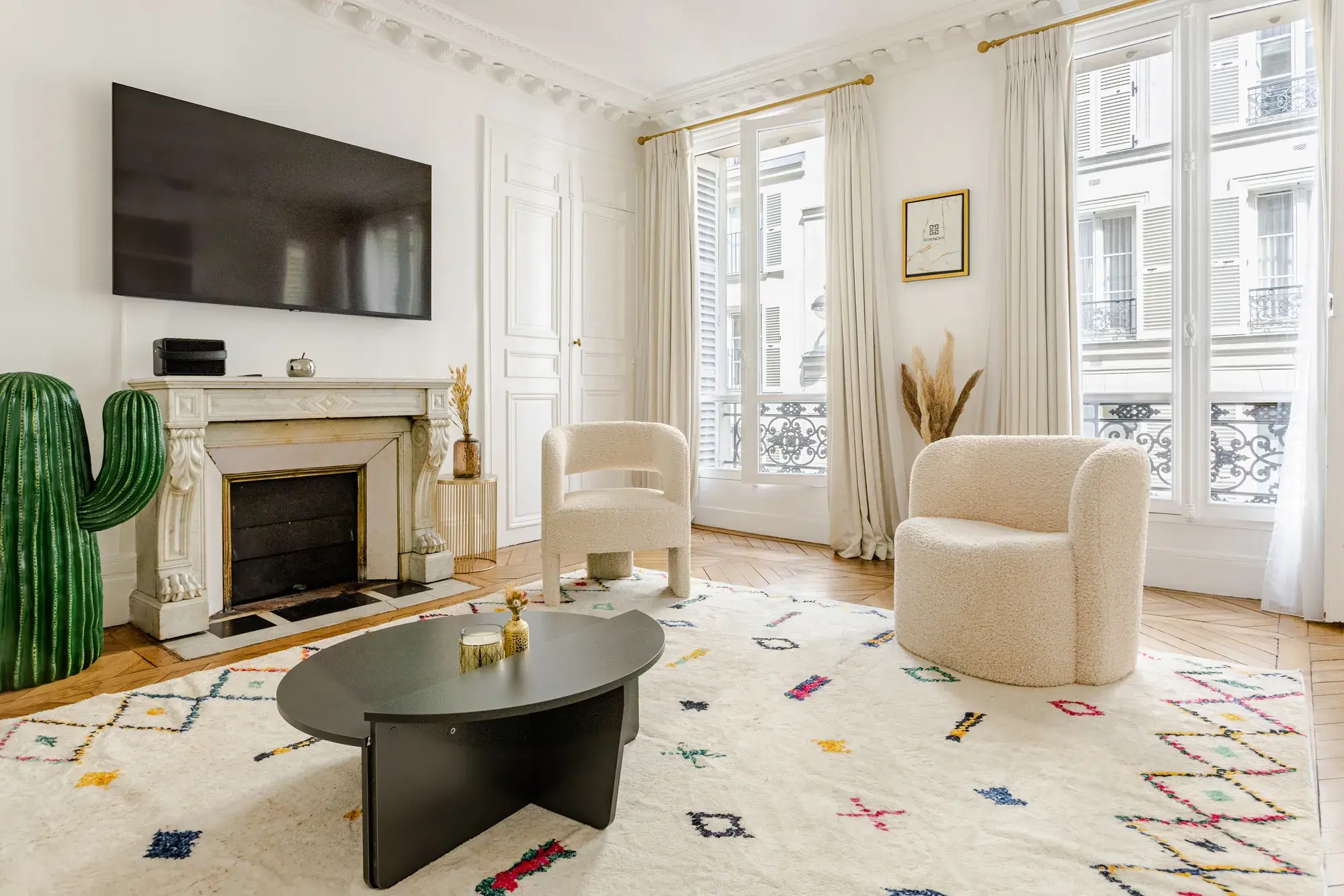 Le Faubourg Saint-Honoré — Champs-Élysées